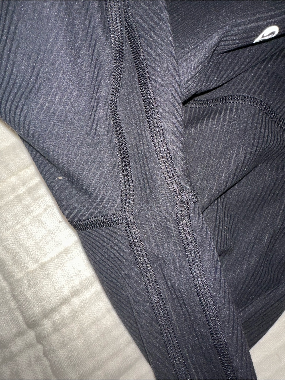 Lululemon Black Align Ribbed High-Rise Leggings size 8 - Picture 6 of 6